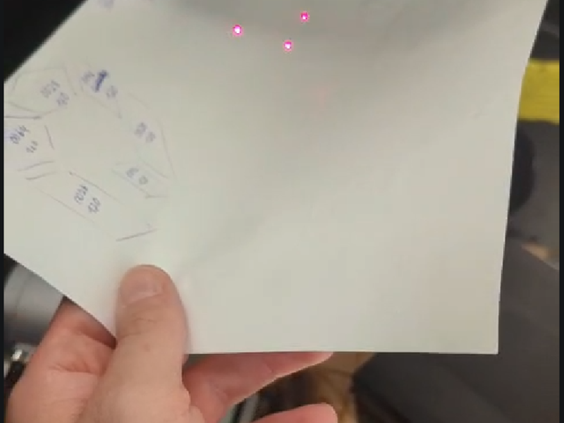 3_laserpunkte_faserlaser.png